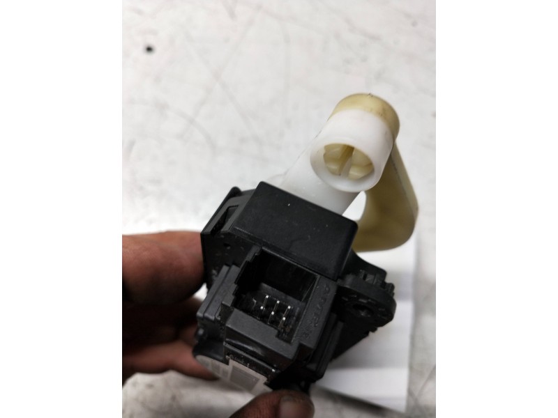 Recambio de motor apertura trampillas climatizador para renault megane iii coupe renault sport referencia OEM IAM N101980GE VHB3