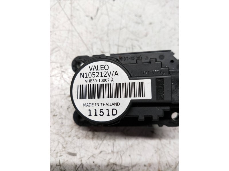 Recambio de motor apertura trampillas climatizador para renault megane iii coupe renault sport referencia OEM IAM N105212VA VHB3