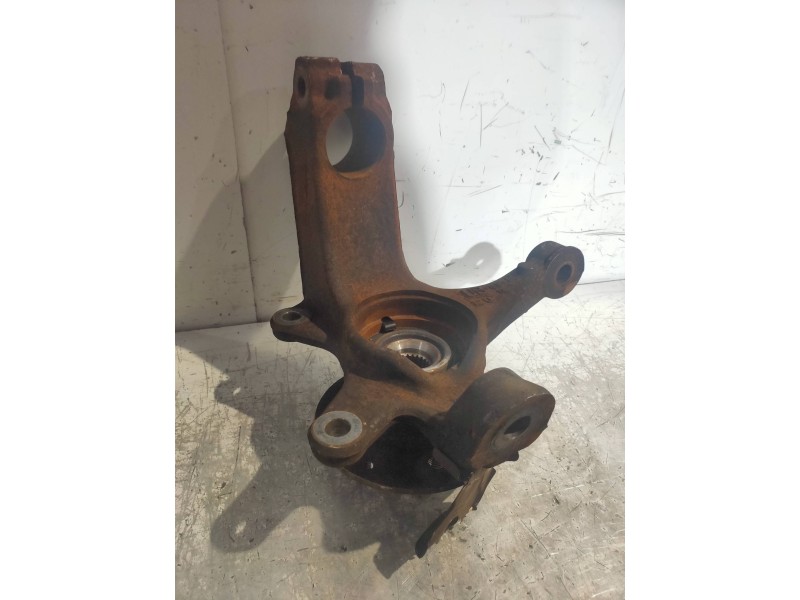 Recambio de mangueta delantera derecha para toyota aygo (kgb/wnb) 1.0 cat referencia OEM IAM   