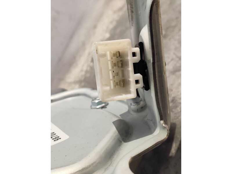 Recambio de motor limpia trasero para kia rio concept referencia OEM IAM 035111680 987001W000 DENSO