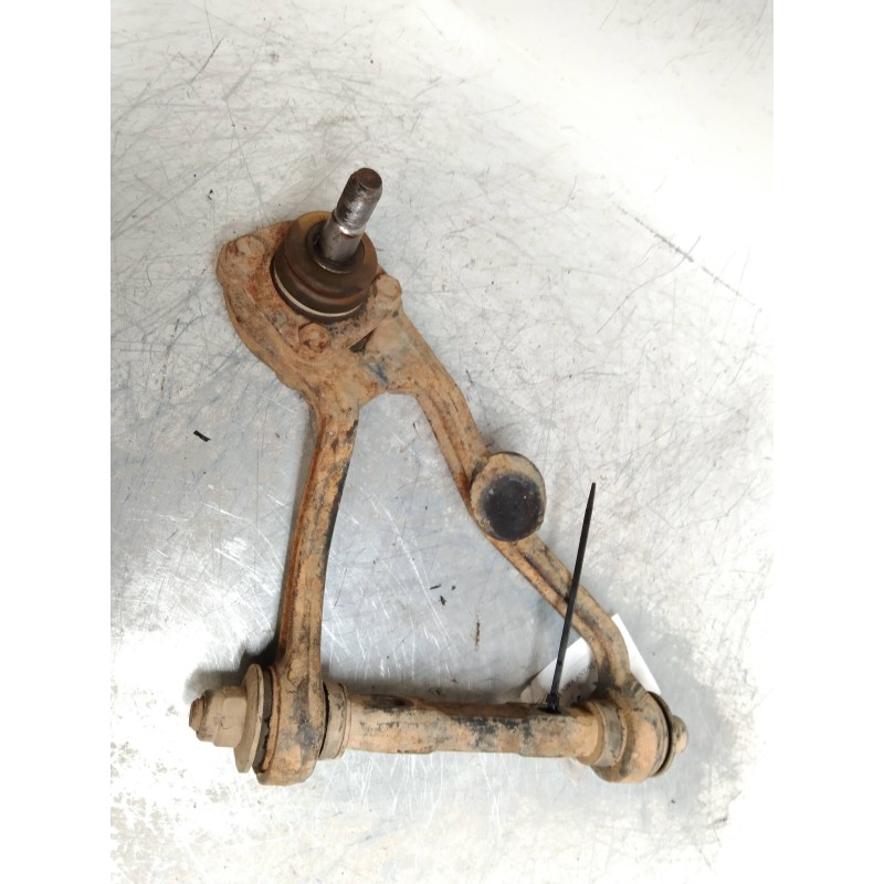 Recambio de brazo suspension superior delantero derecho para lada niva ( 2121 / 21213 / 21214 / 21215 ) 1.6 referencia OEM IAM  