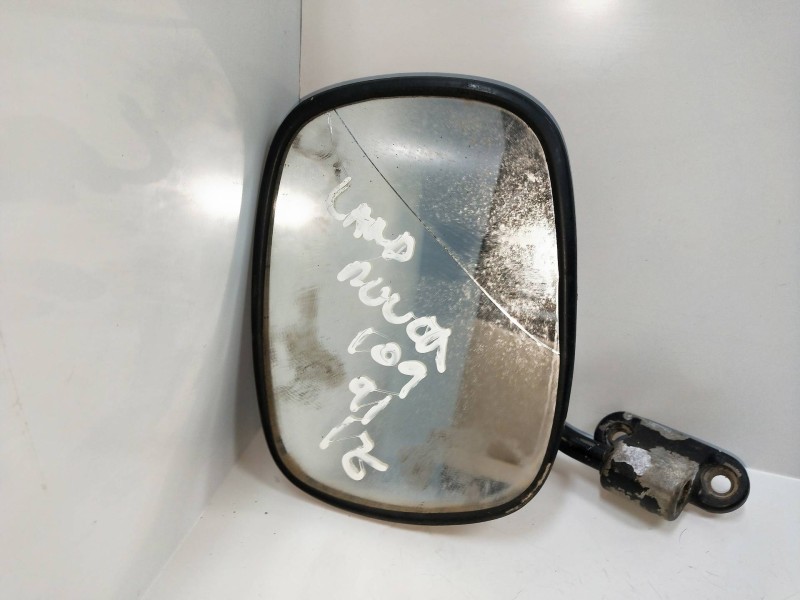 Recambio de retrovisor izquierdo para land rover 109 referencia OEM IAM   