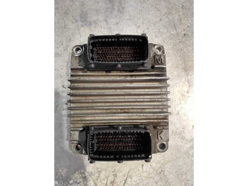 Recambio de centralita motor uce para opel corsa c club referencia OEM IAM 09391259 8972333707 