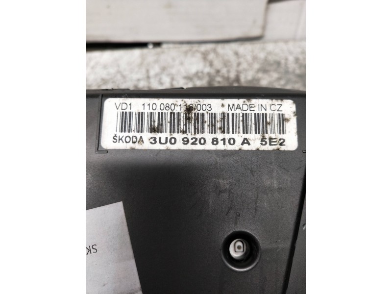 Recambio de cuadro instrumentos para skoda superb (3u4) classic referencia OEM IAM 3U0920810A 110080116003 