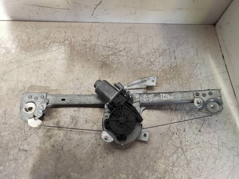 Recambio de elevalunas delantero izquierdo para toyota aygo (kgb/wnb) 1.0 cat referencia OEM IAM 400843C 5P 