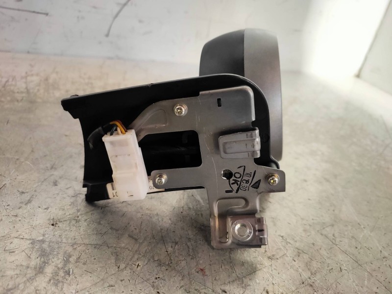 Recambio de cuadro cuentarevoluciones para toyota aygo (kgb/wnb) 1.0 cat referencia OEM IAM 832700H010J  