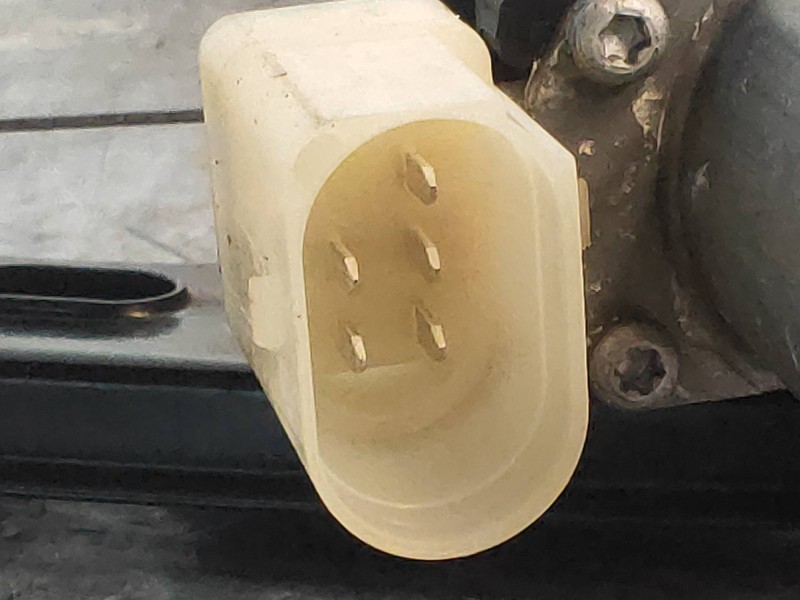 Recambio de elevalunas trasero derecho para bmw serie 3 lim. (f30) 318d referencia OEM IAM 7351050 1776710 51357281888