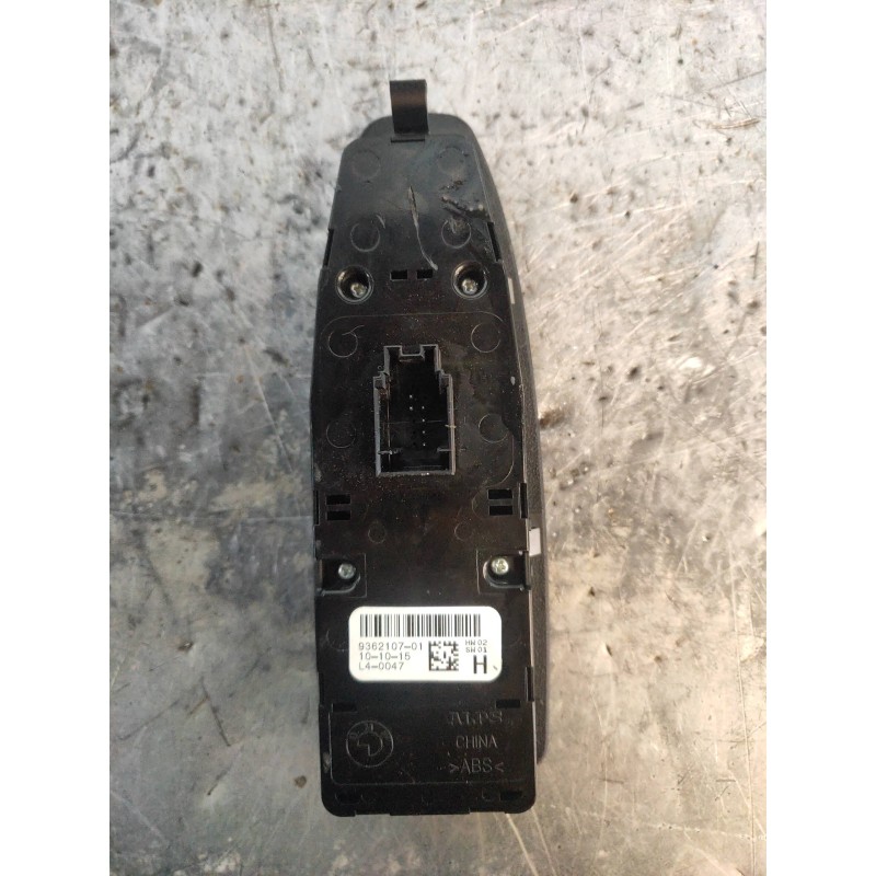 Recambio de mando elevalunas delantero izquierdo para bmw serie 3 lim. (f30) 318d referencia OEM IAM 936210701 740389603 6131920