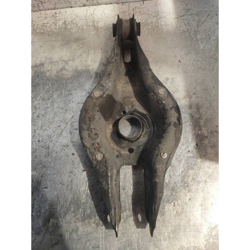 Recambio de brazo suspension inferior trasero derecho para bmw serie 3 lim. (f30) 318d referencia OEM IAM   33326792544
