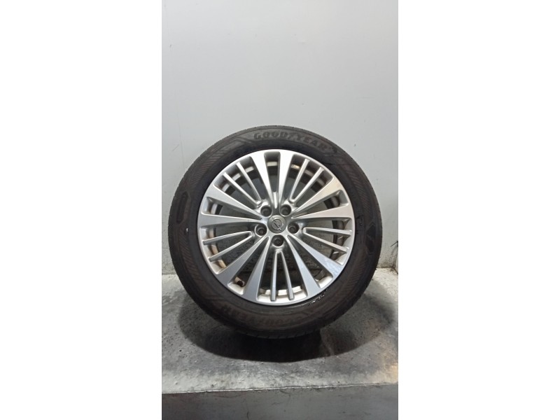 Recambio de juego llantas para opel grandland x excellence referencia OEM IAM  CUBIERTAS 225/55/18