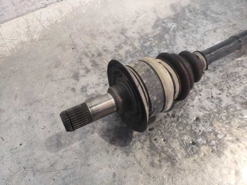 Recambio de transmision trasera derecha para bmw serie 3 lim. (f30) 318d referencia OEM IAM 7597682AI04  33208680348