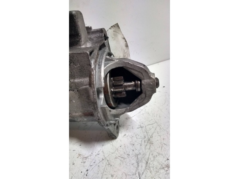 Recambio de motor arranque para daewoo leganza 2.0 sx referencia OEM IAM 0985016880 BOSCH 