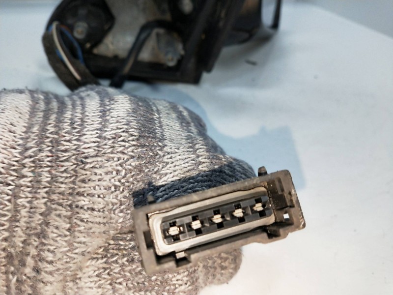 Recambio de retrovisor derecho para seat cordoba berlina (6k2) referencia OEM IAM   ELECTRICO