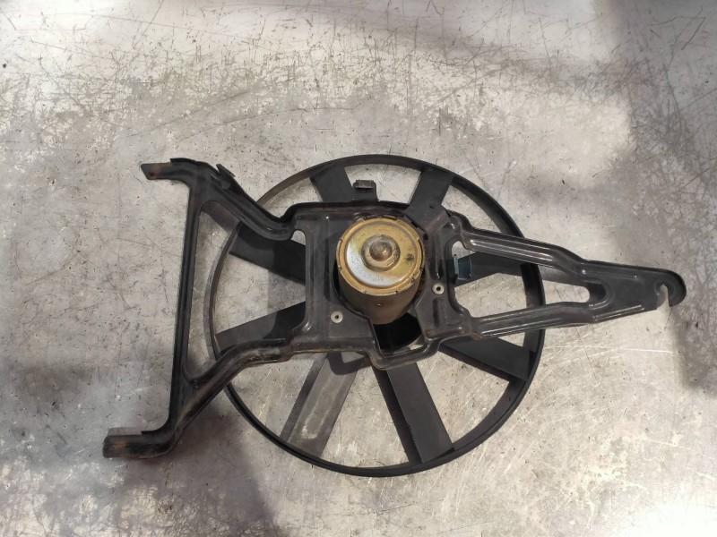 Recambio de electroventilador para citroen saxo 1.1 sx referencia OEM IAM 4525S10  