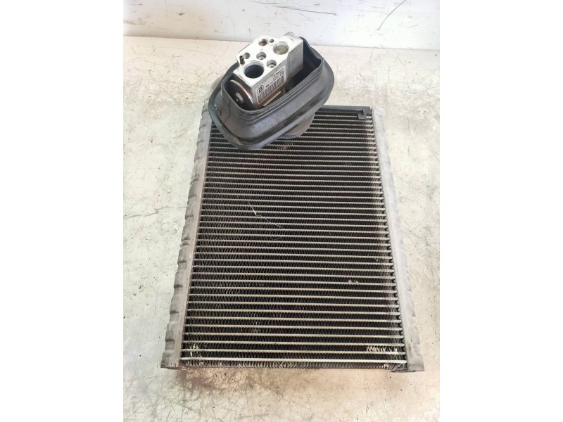 Recambio de evaporador aire acondicionado para audi a4 ber. (b8) 2.0 16v tdi referencia OEM IAM H1392009 52316990 H7995002 