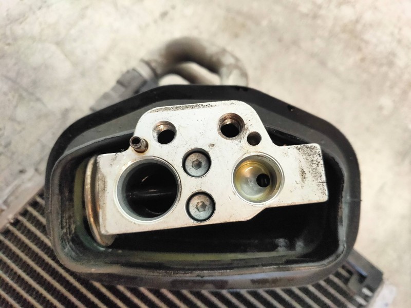 Recambio de evaporador aire acondicionado para audi a4 ber. (b8) 2.0 16v tdi referencia OEM IAM H1392009 52316990 H7995002 