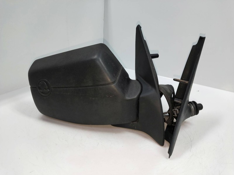 Recambio de retrovisor derecho para skoda favorit (781) ls referencia OEM IAM   MANUAL