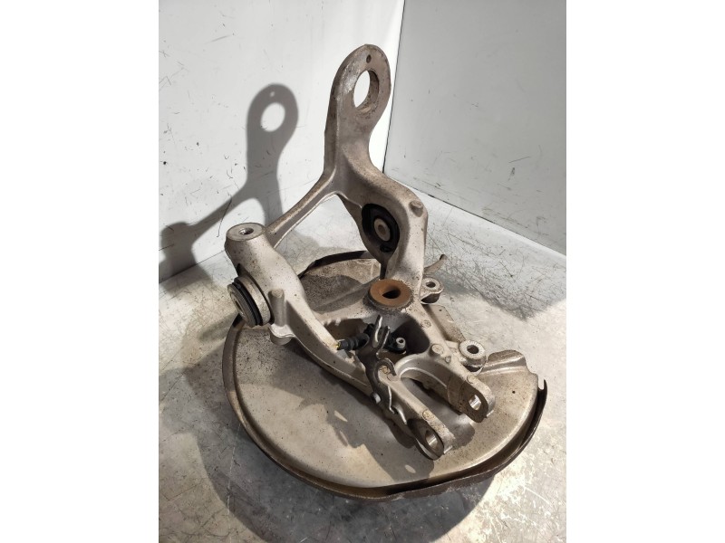 Recambio de mangueta trasera derecha para audi a4 ber. (b8) 2.0 16v tdi referencia OEM IAM   