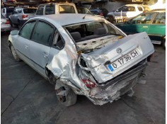 volkswagen passat berlina (3b2) del año 2000 2