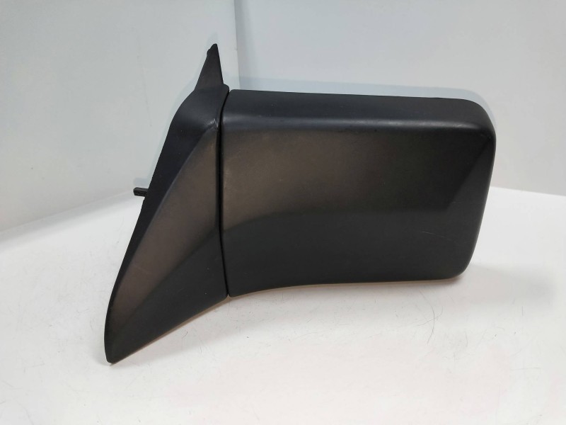 Recambio de retrovisor izquierdo para ssangyong family 2.5 referencia OEM IAM   MANUAL