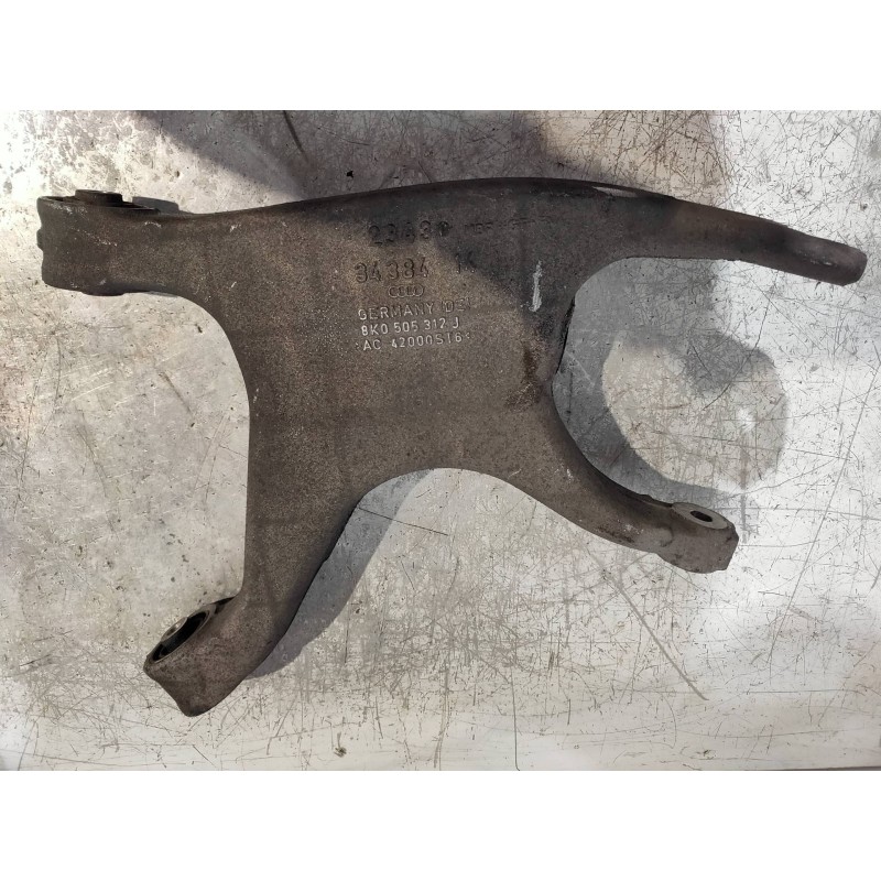 Recambio de brazo suspension inferior trasero derecho para audi a4 ber. (b8) 2.0 16v tdi referencia OEM IAM 8K0505312J  