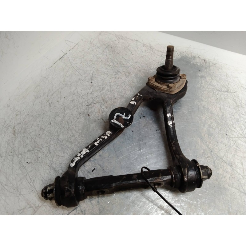 Recambio de brazo suspension superior delantero izquierdo para lada niva ( 2121 / 21213 / 21214 / 21215 ) niva off road pur refe