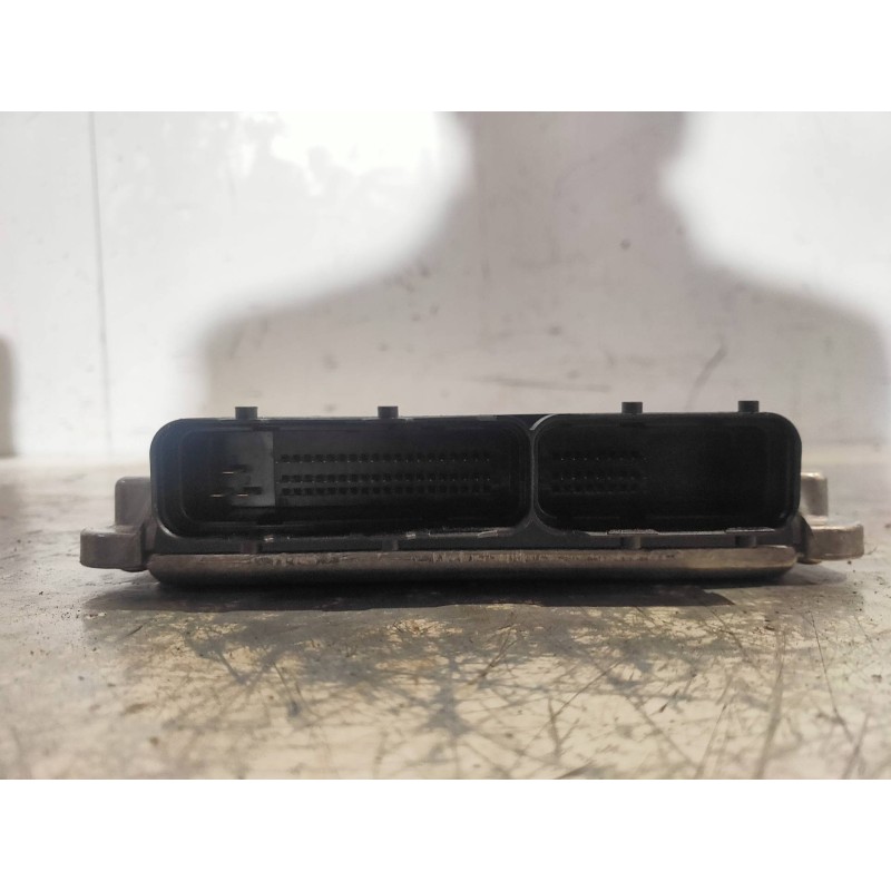 Recambio de centralita motor uce para opel vectra b berlina comfort referencia OEM IAM 0281001633 90508986 28SA3691 BOSCH