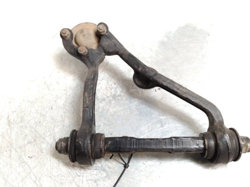 Recambio de brazo suspension superior delantero izquierdo para lada niva ( 2121 / 21213 / 21214 / 21215 ) niva off road pur refe