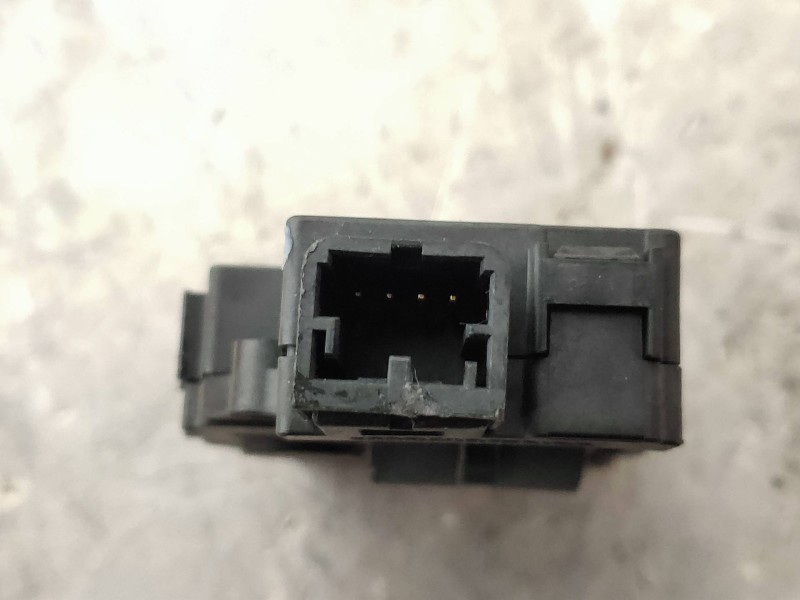 Recambio de motor apertura trampillas climatizador para audi a4 ber. (b8) 2.0 16v tdi referencia OEM IAM K9749005  