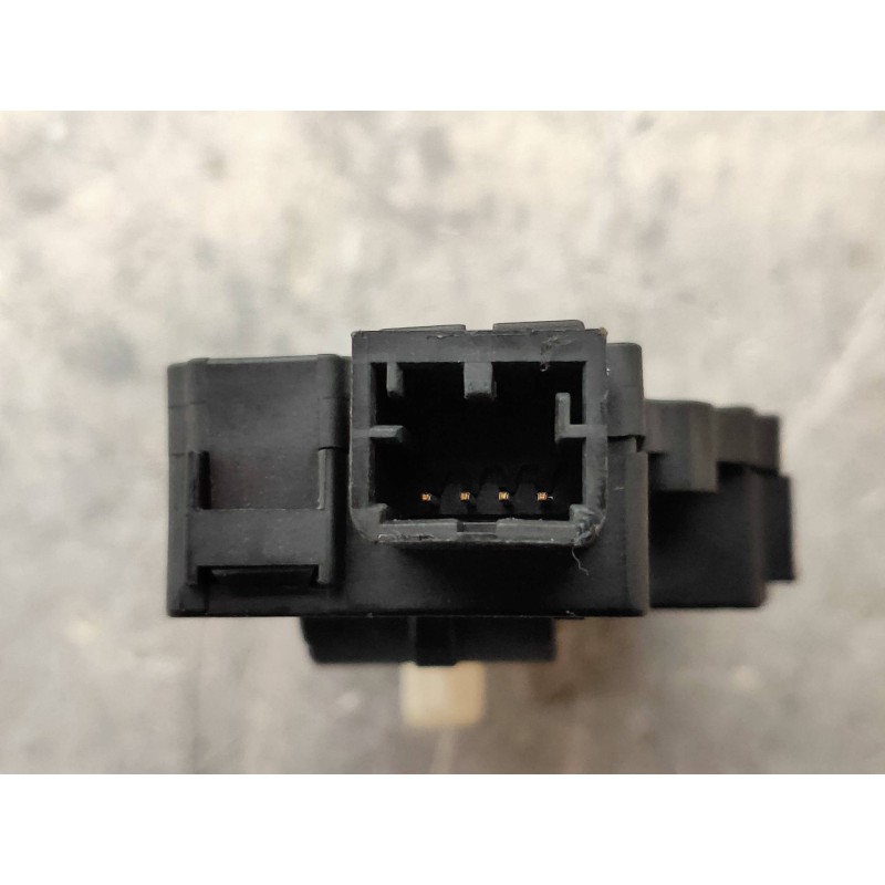 Recambio de motor apertura trampillas climatizador para audi a4 ber. (b8) 2.0 16v tdi referencia OEM IAM K9749005  