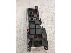 Recambio de caja reles / fusibles para volvo s60 berlina d5 referencia OEM IAM 518828108  