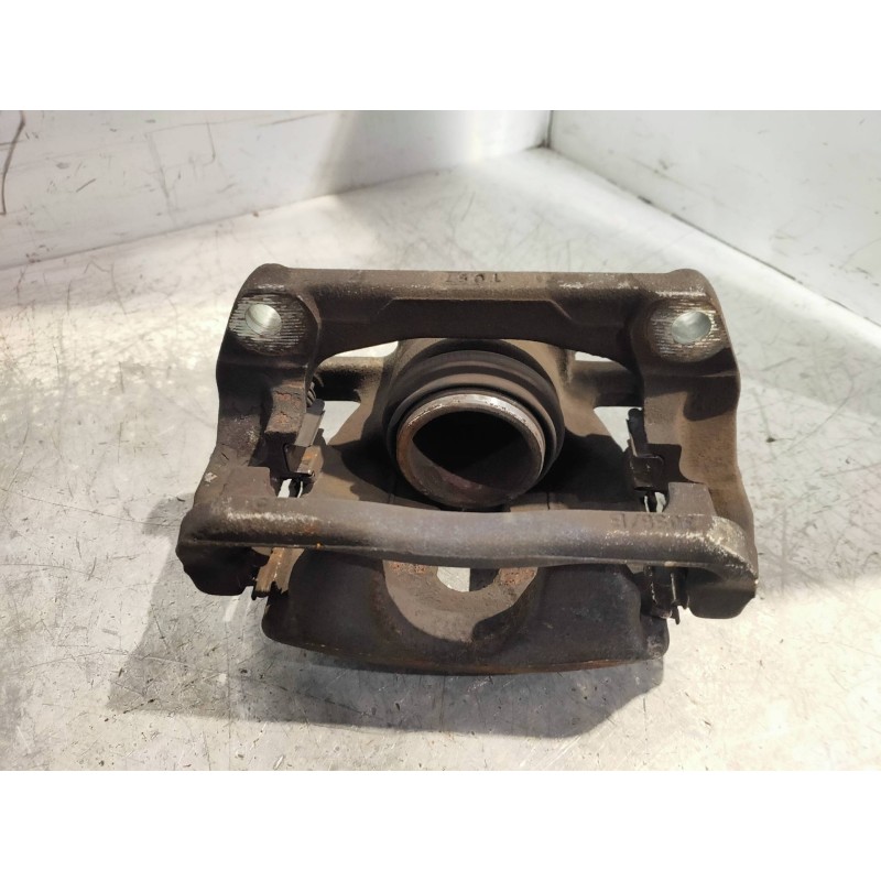 Recambio de pinza freno delantera derecha para mercedes citan (w415) combi 109 cdi lang (a2) (415703) referencia OEM IAM   
