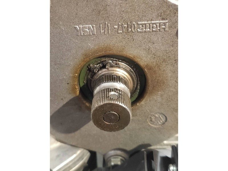 Recambio de columna direccion para mercedes citan (w415) combi 109 cdi lang (a2) (415703) referencia OEM IAM 8201514069 EA9CEC01