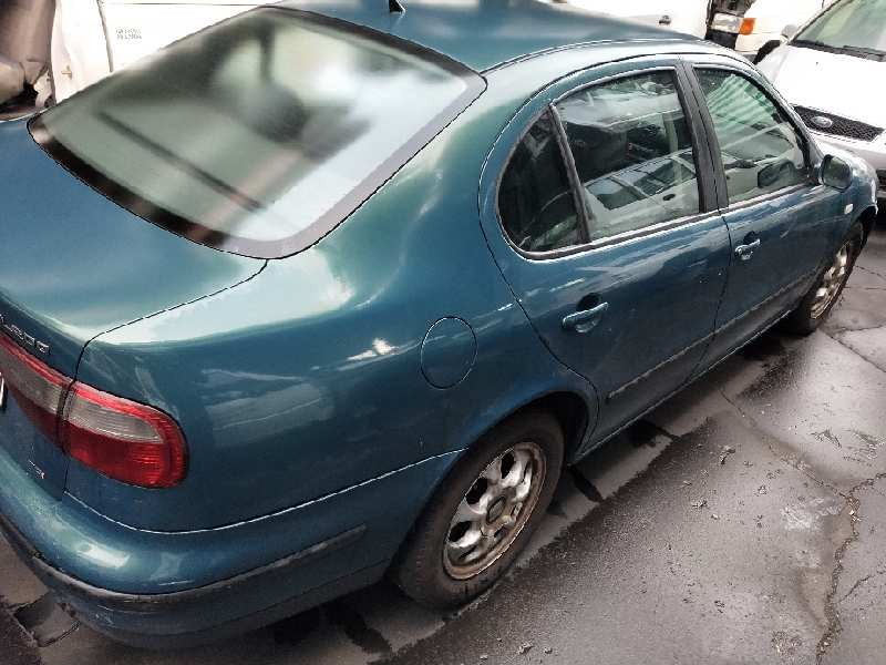 seat toledo (1m2) del año 2000