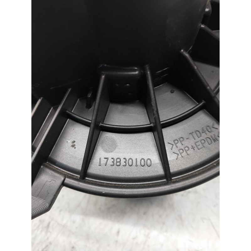 Recambio de motor calefaccion para mercedes citan (w415) combi 109 cdi lang (a2) (415703) referencia OEM IAM 173830000 173830100