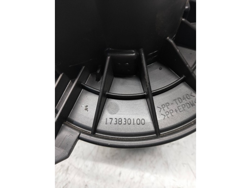 Recambio de motor calefaccion para mercedes citan (w415) combi 109 cdi lang (a2) (415703) referencia OEM IAM 173830000 173830100