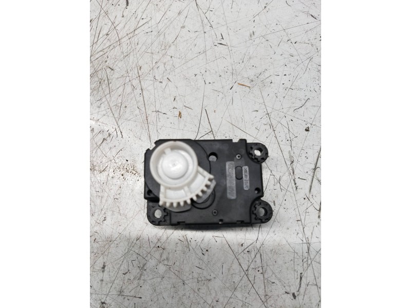 Recambio de motor apertura trampillas climatizador para mercedes citan (w415) combi 109 cdi lang (a2) (415703) referencia OEM IA