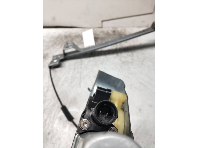 Recambio de elevalunas delantero derecho para mercedes citan (w415) combi 109 cdi lang (a2) (415703) referencia OEM IAM 12800118