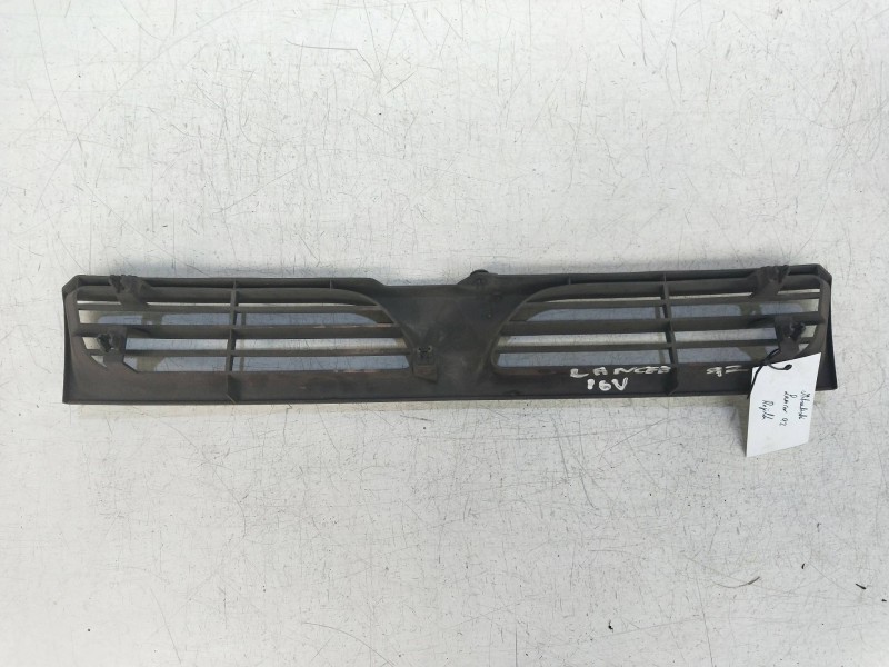 Recambio de rejilla delantera para mitsubishi lancer berlina/ffamiliar (cb0aw) 1.6 16v cat referencia OEM IAM   