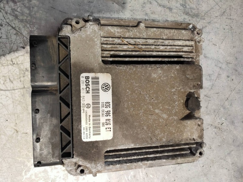 Recambio de centralita motor uce para volkswagen golf v berlina (1k1) trendline referencia OEM IAM 0281011843 03G906016ET 1039S0