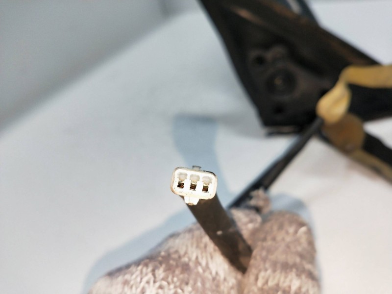 Recambio de retrovisor izquierdo para toyota corolla 1.6 referencia OEM IAM   ELECTRICO