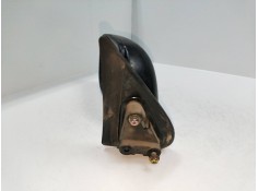 Recambio de retrovisor izquierdo para toyota hilux 2.4 referencia OEM IAM    2