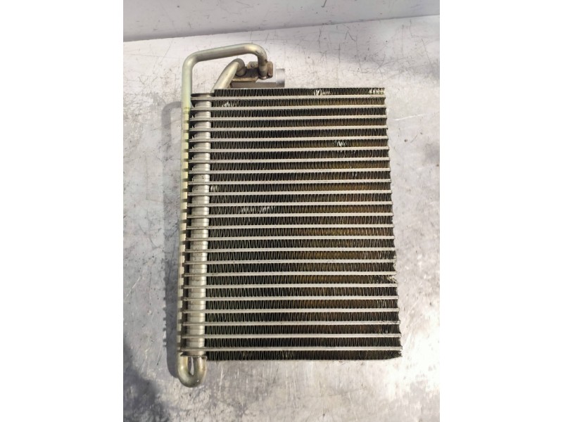 Recambio de evaporador aire acondicionado para bmw x3 (e83) 2.0d referencia OEM IAM H9104 64119135745 