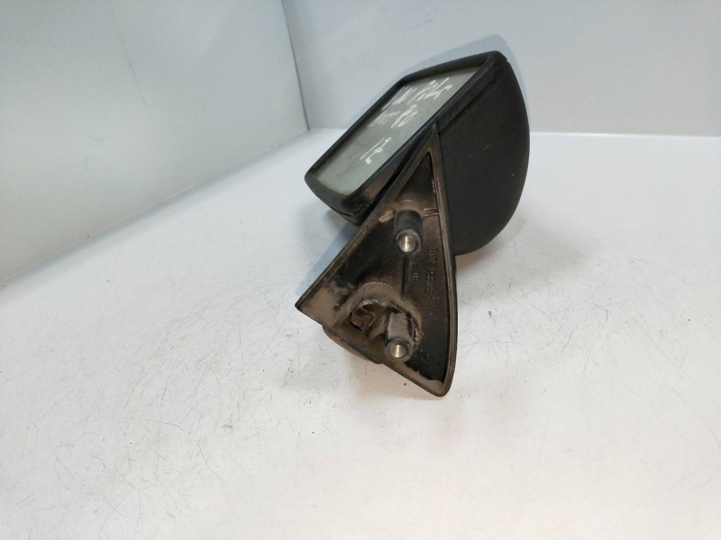 Recambio de retrovisor izquierdo para volkswagen polo classic 1.3 referencia OEM IAM    Recambio de retrovisor izquierdo para volkswagen polo classic 1.3 referencia OEM IAM