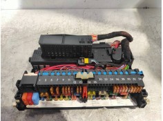 Recambio de caja reles / fusibles para bmw x3 (e83) 2.0d referencia OEM IAM 18500000000 MR20050720 90300357 23267 0075467620S0K 