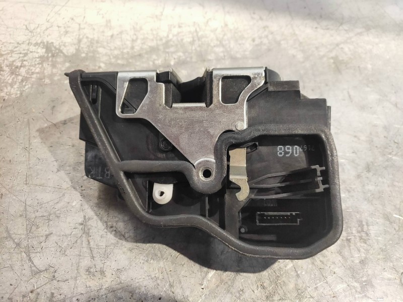Recambio de motor cierre centralizado delantero derecho para bmw x3 (e83) 2.0d referencia OEM IAM 7167068  