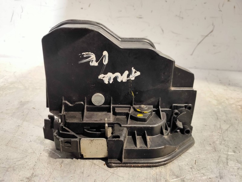 Recambio de motor cierre centralizado trasero izquierdo para bmw x3 (e83) 2.0d referencia OEM IAM 7167070  