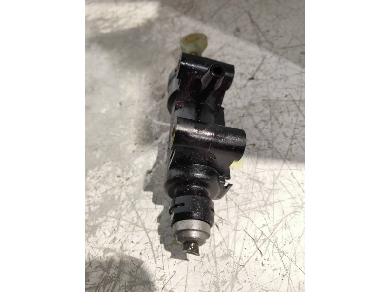 Recambio de bomba embrague para bmw x3 (e83) 2.0d referencia OEM IAM 21526758822  