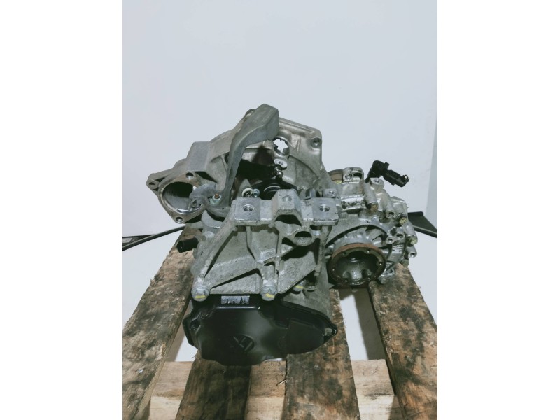 Recambio de caja cambios para skoda octavia berlina (1u2) ambiente referencia OEM IAM EGU 29100 370943 