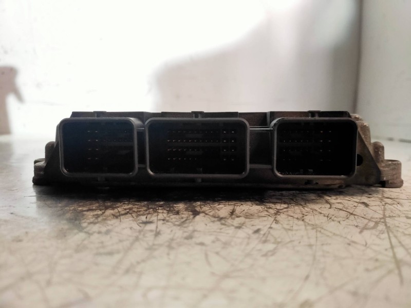 Recambio de centralita motor uce para citroen c2 furio referencia OEM IAM 0281011785 9656709880 9654490280 1039S06753 BOSCH